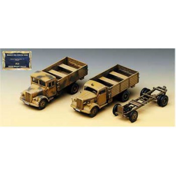 academy German Cargo Truck (early and late) 1/72. 13404