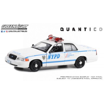 Greenlight FORD CROWN VICTORIA POLICE INTERCEPTOR 2003 "QUANTICO (2015-2018) - NEW YORK POLICE DEPARTMENT (NYPD)" 1/43 86633