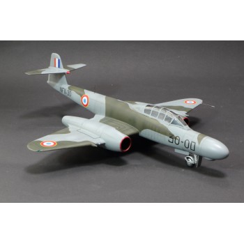 PJ production Gloster Meteor NF11 1/72 721013